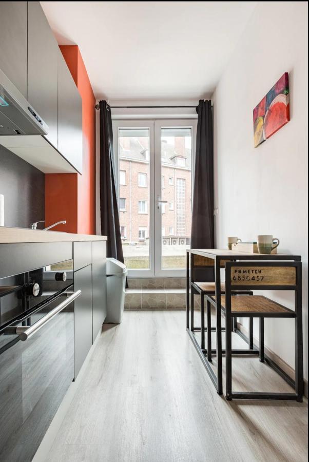A Africa, 30m2, Centre, Balcon * Valenciennes